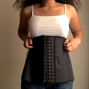 Waist trainer